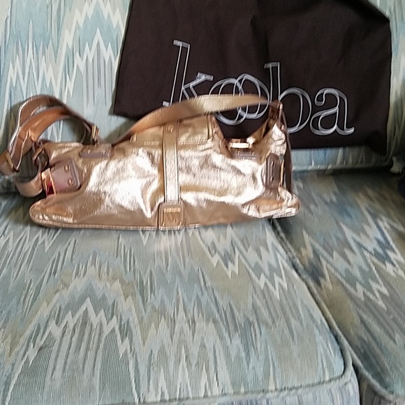 A RARE FIND HANDBAG - Picture 3 of 3